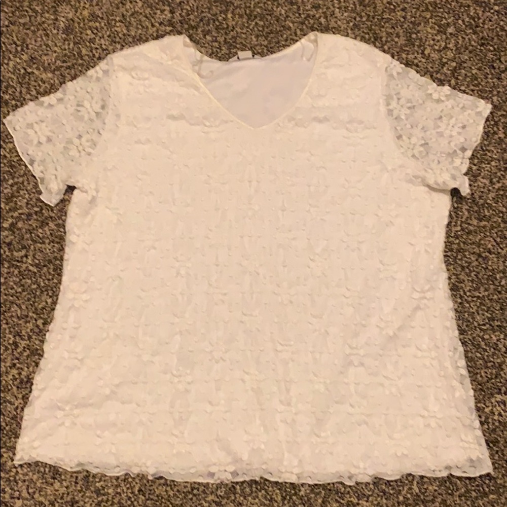 CJ Banks 3X White short sleeve shirt